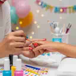Nail Artist For Kids Birthday Party