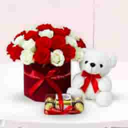Fresh Valentine Day Flower Bouquet for Her