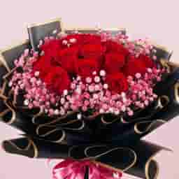 Valentine Special Flower Bouquet for Girlfriend