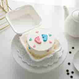 Baby Foot Cake