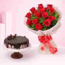 Red Roses with Delicious Chocolate Cake