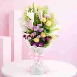 Elegant Mixed Flowers Bouquet