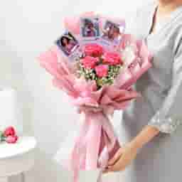 Pink Rose Bouquet with Photo Delivery in Visakhaptnam