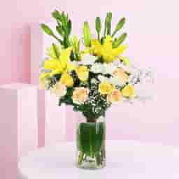 Premium Lily Bouquet with Cake