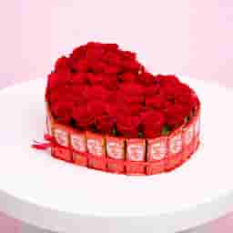 KitKat and Rose Heart Box