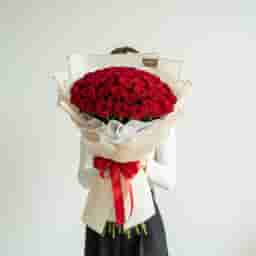 50 Red Rose Bouquet with Rose Flowers