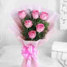 Pink rose bouquet delivery in Chennai