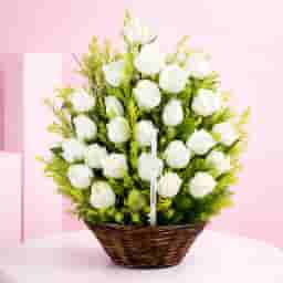 Snowhite Rose Basket