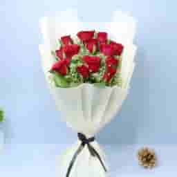 Classic red rose bouquet delivery in Ghaziabad