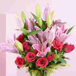 Pink Oriental Lilies n Roses Bunch