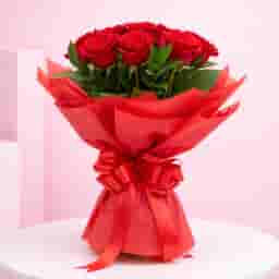 Bunch of 8 Red Roses