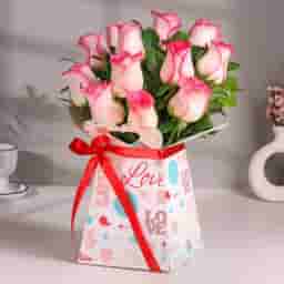Artistic Pink Rose Bouquet Combo