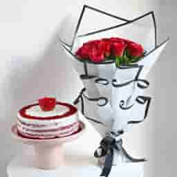 Red Roses with Cake