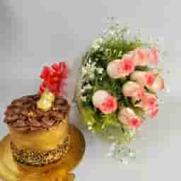 Delicious Cake Combo