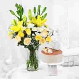 Luxe Lily Bouquet with Cake