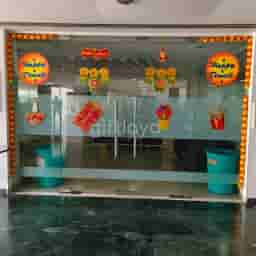 Whole Office Decoration With Garland