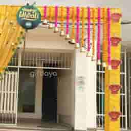 Office Entrance Decoration