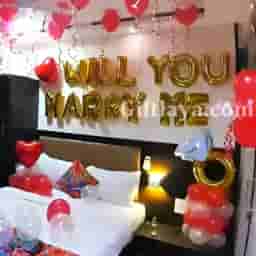 Hotel Room Proposal Decor