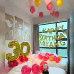 Simple Birthday Decoration in Room