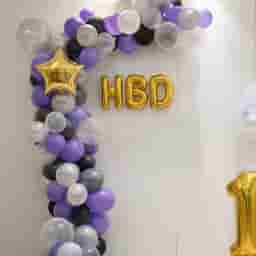 Simple Balloon Wall Decoration
