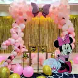 Minnie Mouse Stage Decoration