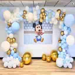 Simple Mickey Mouse Balloon Decoration
