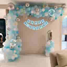 Dreamy Balloon Arch