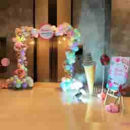 Donut Theme Stage Decoration