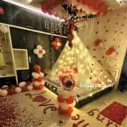 Romantic Cabana Room Decoration