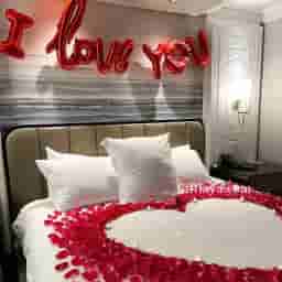 Romantic Rose Decoration