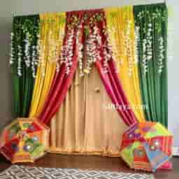 Simple Mehendi Decoration