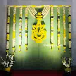 Mehndi Backdrop with Artificial Flower