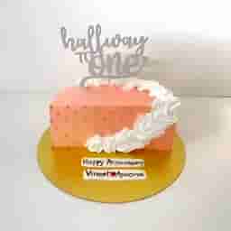 Dreamy Half Cake