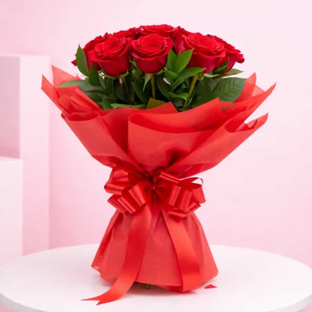 Bunch of 8 Red Roses