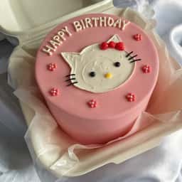 Hello Kitty Bento Cake