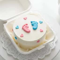 Baby Foot Cake