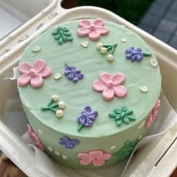 Cute Floral Bento Cake