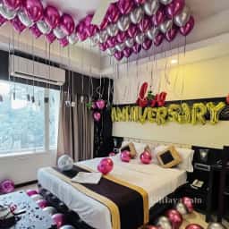 Chrome Balloon Room Decoration