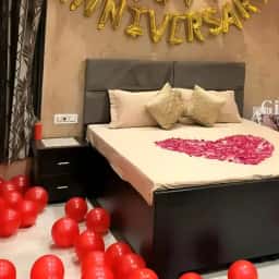 Room Anniversary Decoration