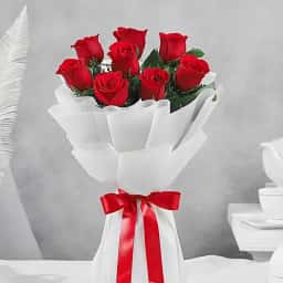 simple red rose bouquet in Mumbai