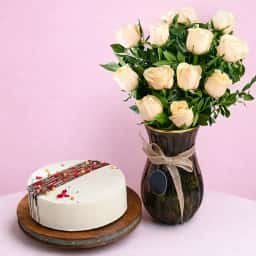 Rose Elegance With Vanilla Cake