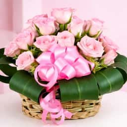 Roses Basket with Chocolate