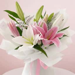 Vibrant Romance in Lily Bouquet