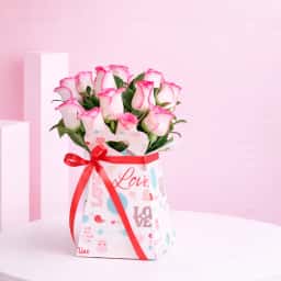 Artistic Pink Rose Bouquet Combo