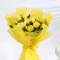Charming yellow rose bouquet delivery in Chennai