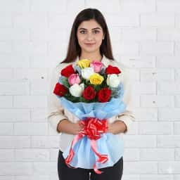 Elegant mixed rose bouquet delivery in Lucknow