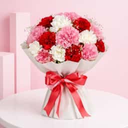 Mesmerizing Carnations with Ferrero Rocher