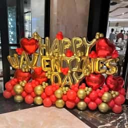 Valentine Day Balloon Bouquet