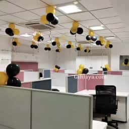 Simple Office Balloon Decoration