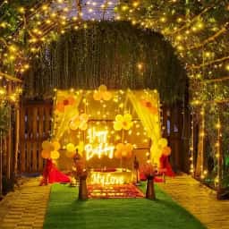 Candle Light Dinner Under the Sky